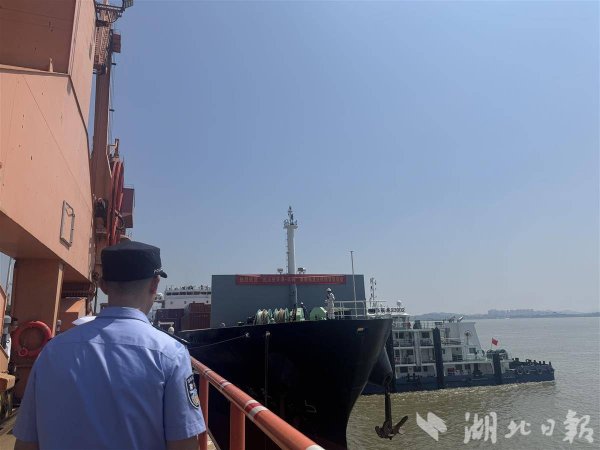 富邦速配 “湖北造”出海再添新通道 武汉经开港首条直达日韩航线开通